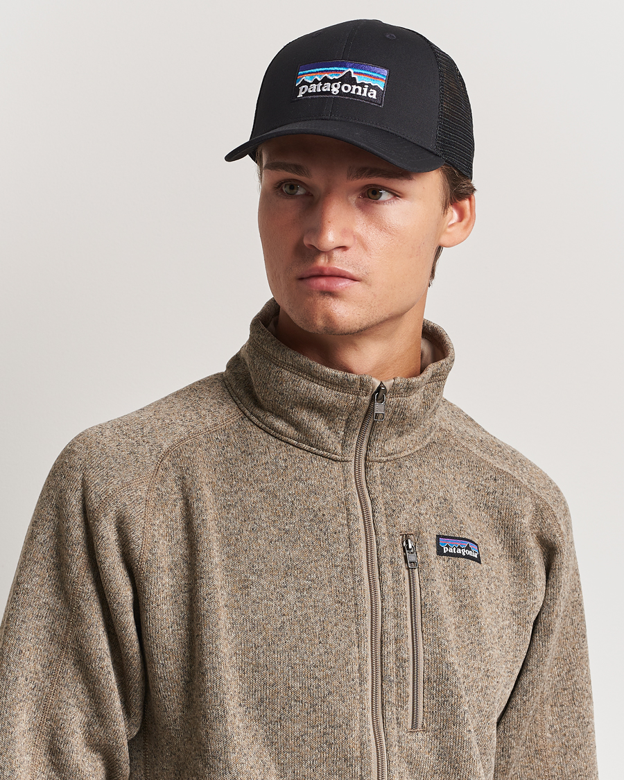 Men |  | Patagonia | P-6 Logo LoPro Trucker Hat Black