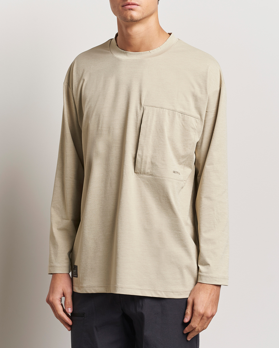 Men |  | Oakley | FGL Scratch Long Sleeve T-Shirt Desert Sand