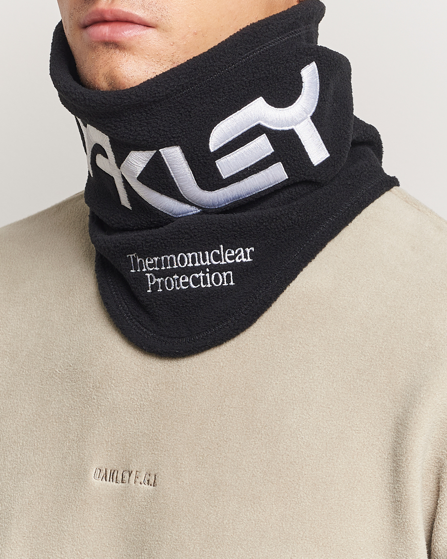 Men |  | Oakley | TNP Neck Gaiter Blackout