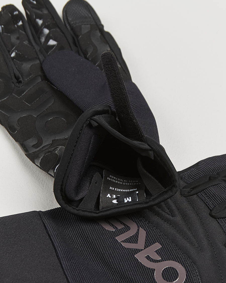 Men |  | Oakley | Factory Pilot Core Glove Blackout