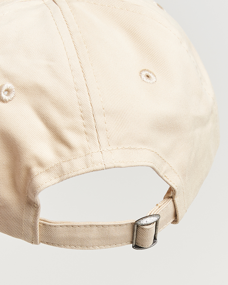 Men | Drake's Peacock Embroidered Cap Ecru | Drake's | Peacock Embroidered Cap Ecru