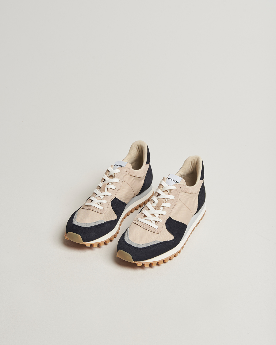 Men | Novesta Marathon Trail Running Sneaker Navy/Beige | Novesta | Marathon Trail Running Sneaker Navy/Beige