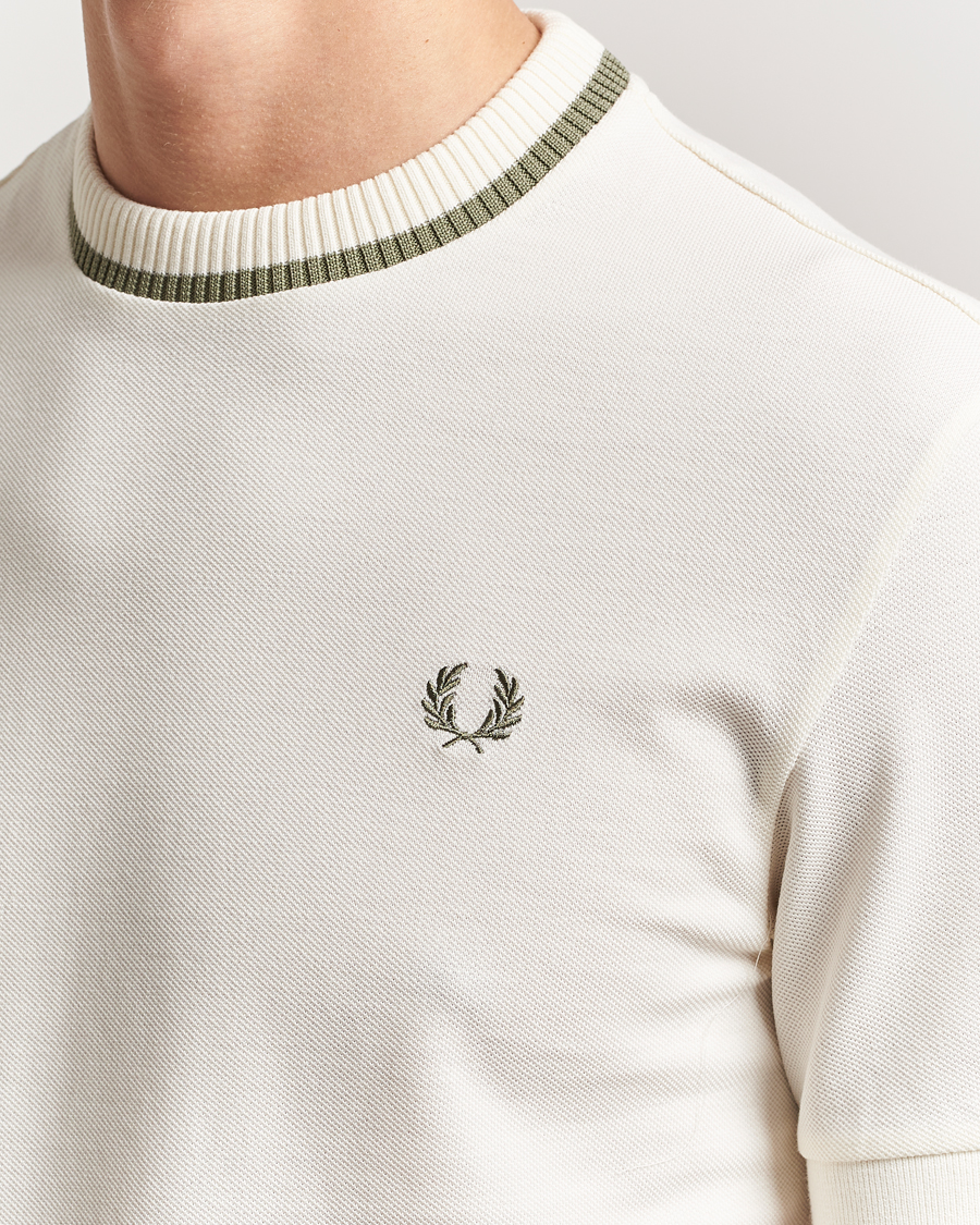 Men | T-Shirts | Fred Perry | Pique Crew Neck T-Shirt Light Ecru