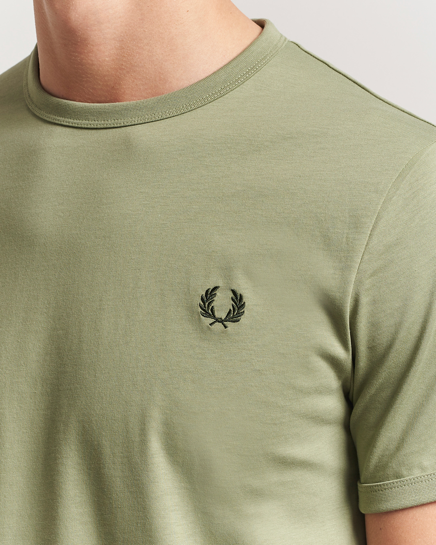 Men | T-Shirts | Fred Perry | Ringer T-Shirt Olive Mint