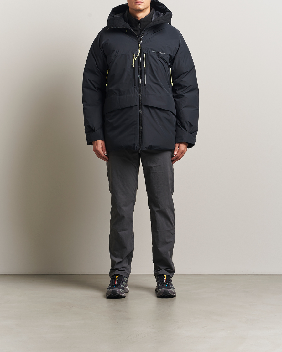 Men | Coats & Jackets | Peak Performance | Mountain Line Down Parka Black