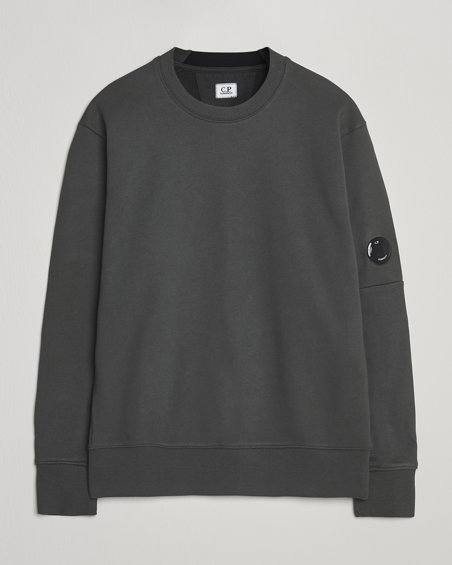 Men | Sweaters & Knitwear | C.P. Company | Diagonal Raised Fleece Lens Sweatshirt Grey