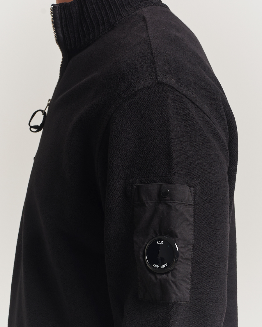 Men | Sweaters & Knitwear | C.P. Company | Brushed Emerized Diagonal Fleece Half Zip Black