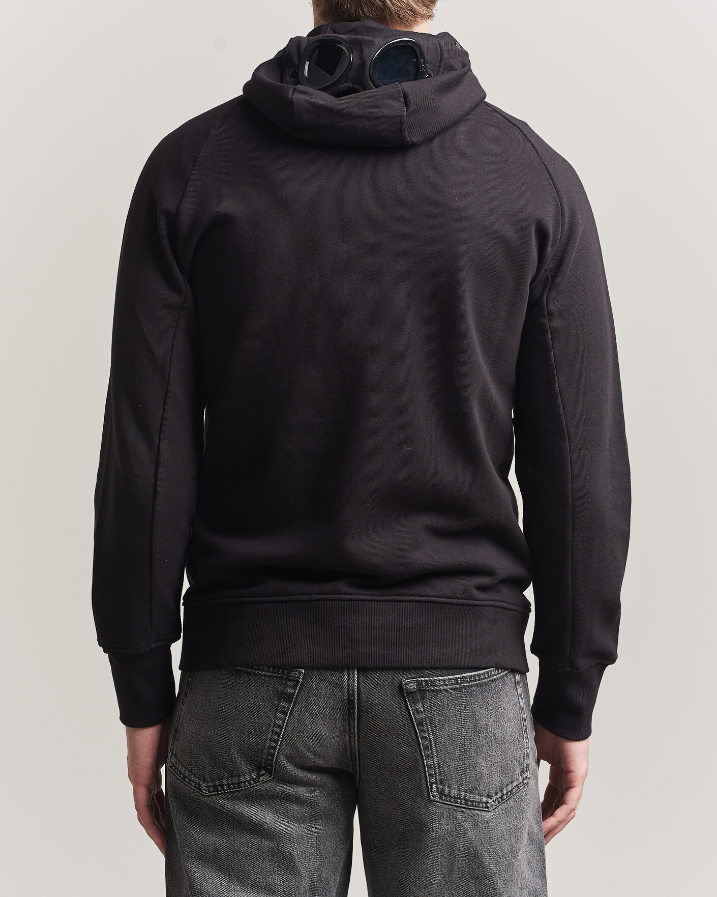 Men | Sweaters & Knitwear | C.P. Company | Diagonal Raised Fleece Full Zip Goggle Hoodie Black