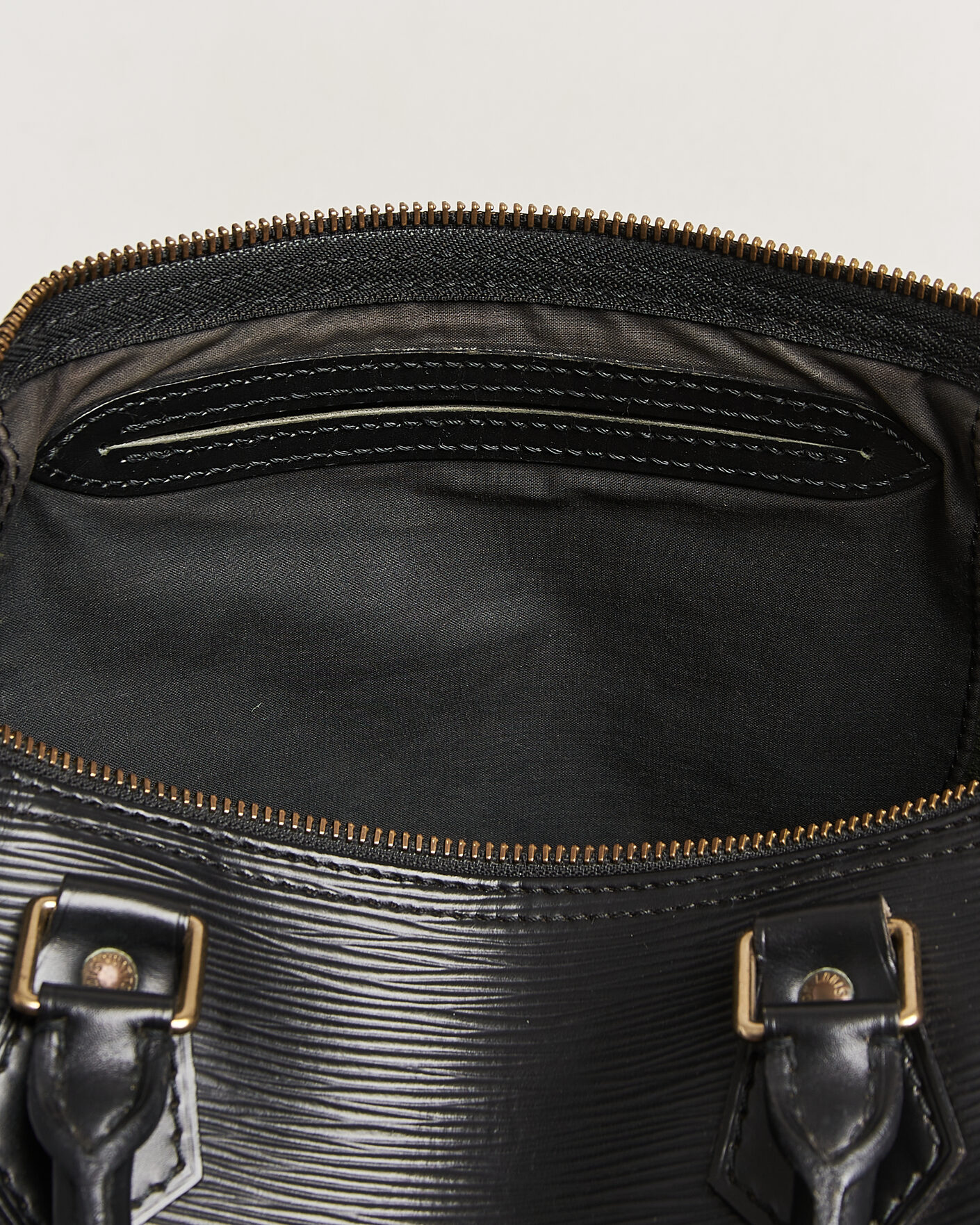 Men | Pre-Owned & Vintage Bags | Louis Vuitton Pre-Owned | Speedy 30 Epi Leather Black