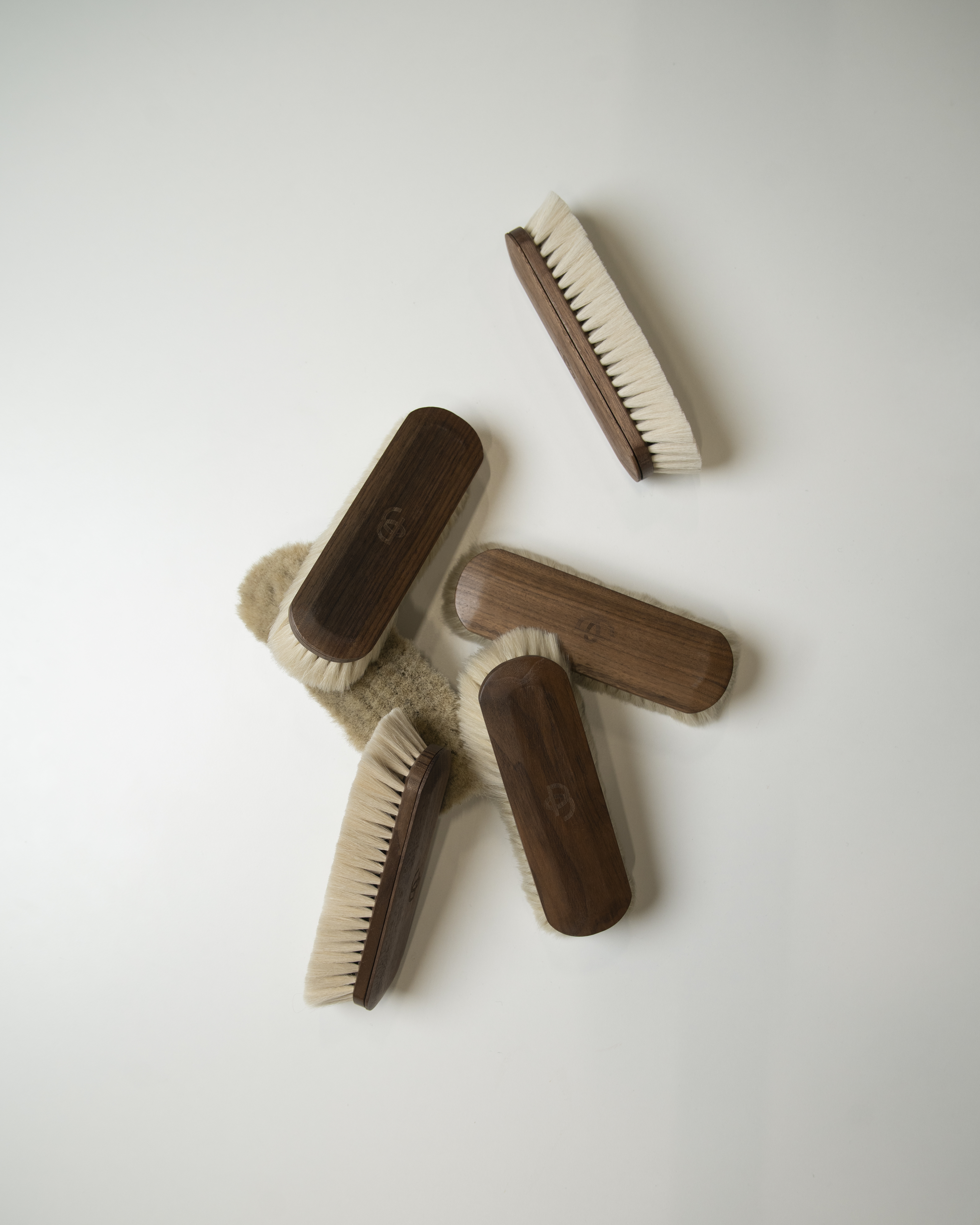 Shoe brushes with craftsmanship in every detail