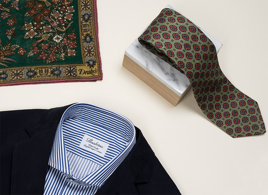 Gå till en början med försiktigt fram med hur många mönster du bär. Ett för vadera skjorta, slips och näsduk räck långt i början.